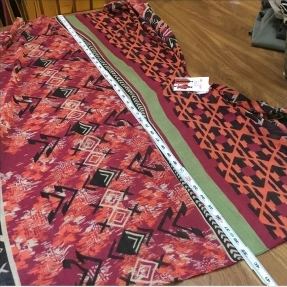 New Kimono Shawl Wrap Scarf Cover Up Atzec Tribal Pattern Fringe NWT - Picture 8 of 8